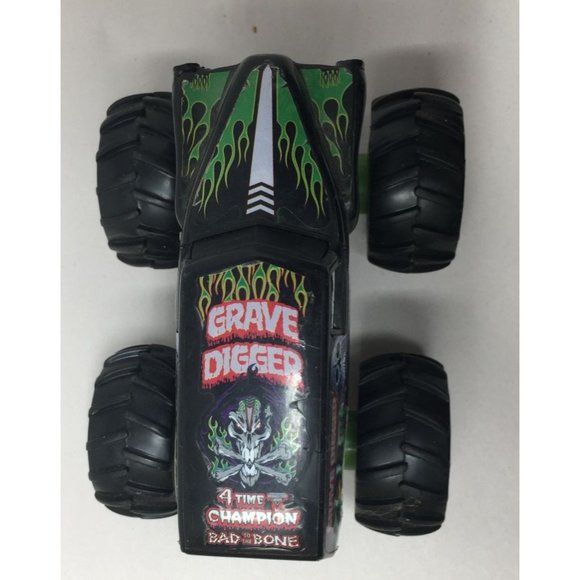 Hot Wheels Monster Jam Grave Digger Rev N Go Power Mattel Wheels - Picture 3 of 6